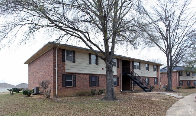 Canton Manor Apartments For Rent In Canton Ms Forrent Com