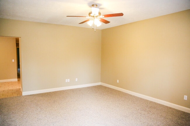 Photo - 608 W Mount Vernon St Unit B