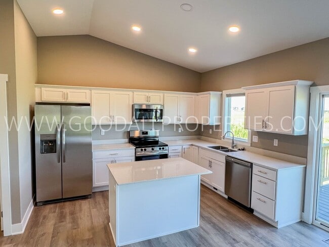 Photo - 4 bedroom 3 bathroom Ranch style home with finished basement in Waukee