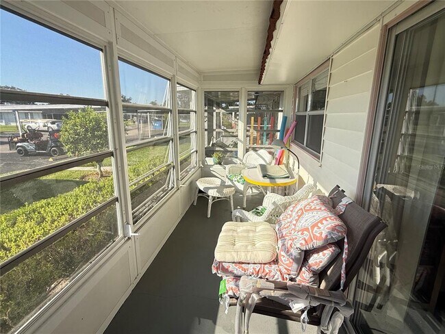 Photo - 205 Andover Pl N Unidad 101