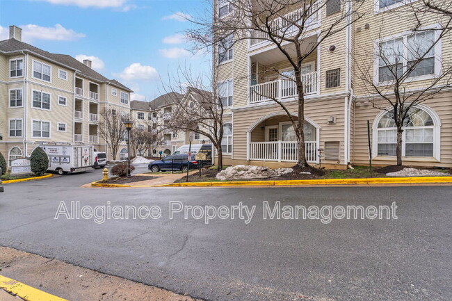 Photo - 4560 Strutfield Ln