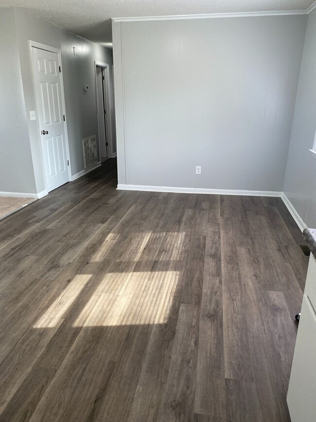 Photo - 204 E Bay St