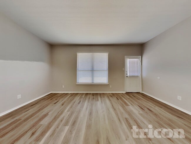 Photo - 3442 Still Pond