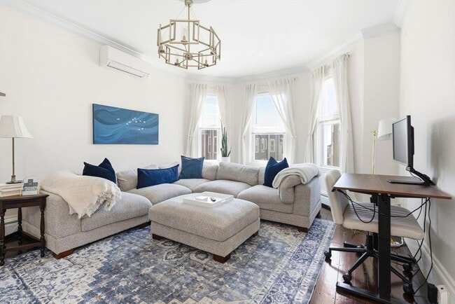 Photo - 530-532-532 E 6th St Unit 3