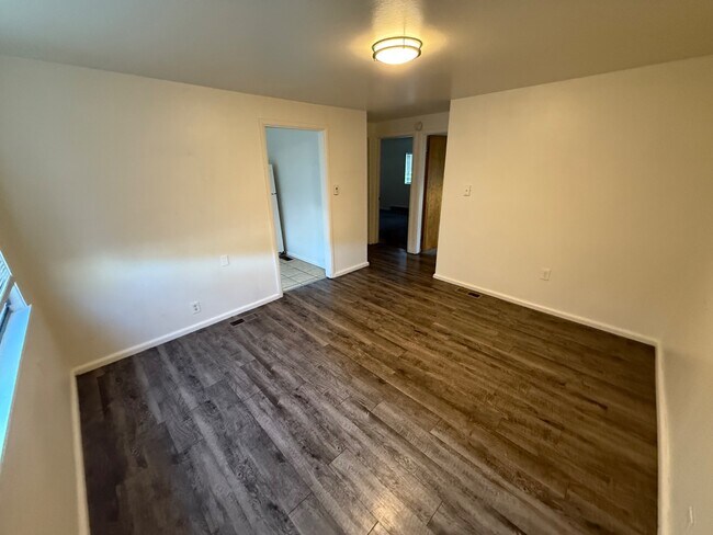 Photo - 1245-1247 S 5th Ave