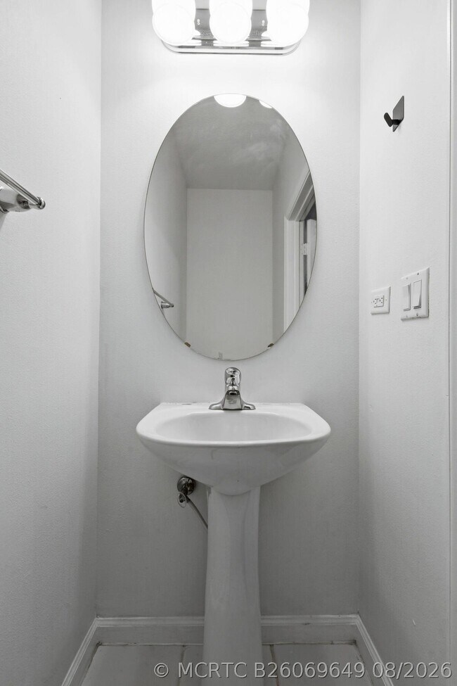 Photo - 276 Quarry Knoll Way