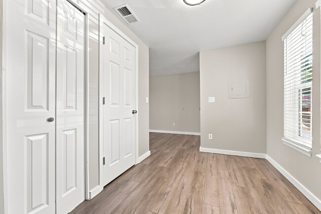 Photo - $1,195.95 1 bed, 1 bathroom, located in Aurora with a washer and dryer. Unit D
