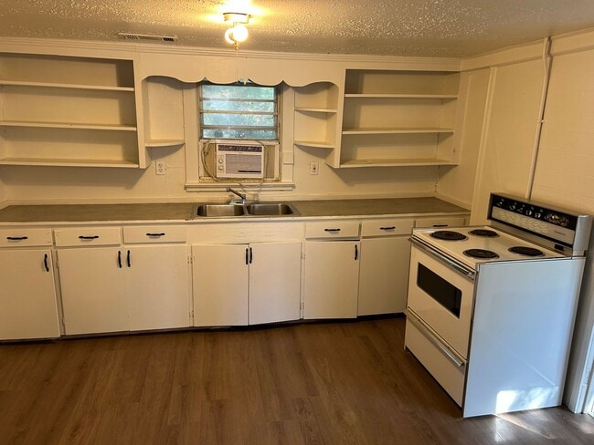 Photo - 1,000.00 MOVE-IN-SPECIAL