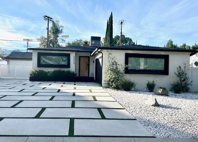 Building Photo - 22020 Viscanio