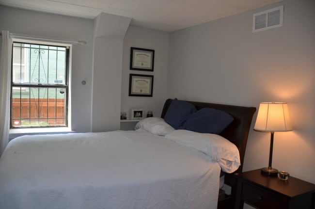 Bedroom - 1320 21st St NW Unidad 106