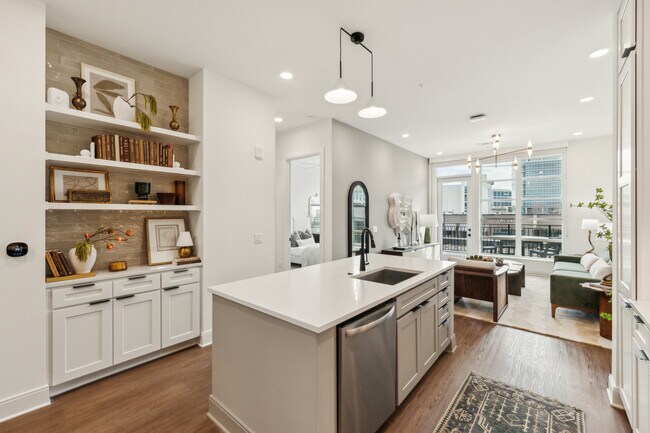 Photo - Oro Ballantyne