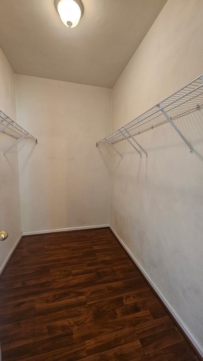 332 Summerville Ct