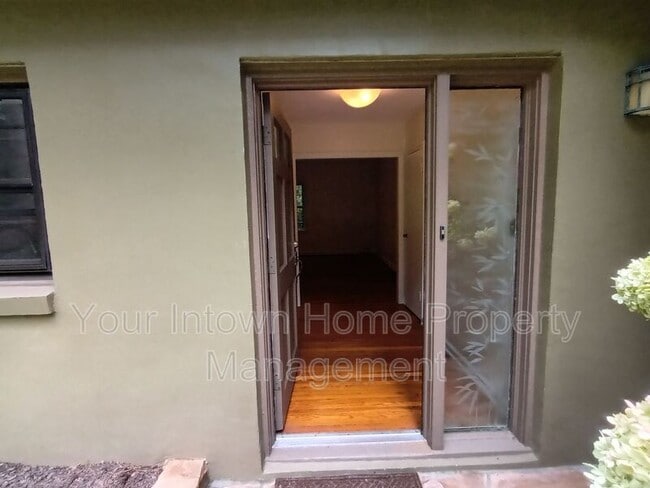 Photo - 1876 Mason Mill Rd