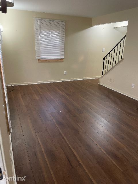 Photo - 2 br, 1.5 bath Condo - 7032 Garling Dr