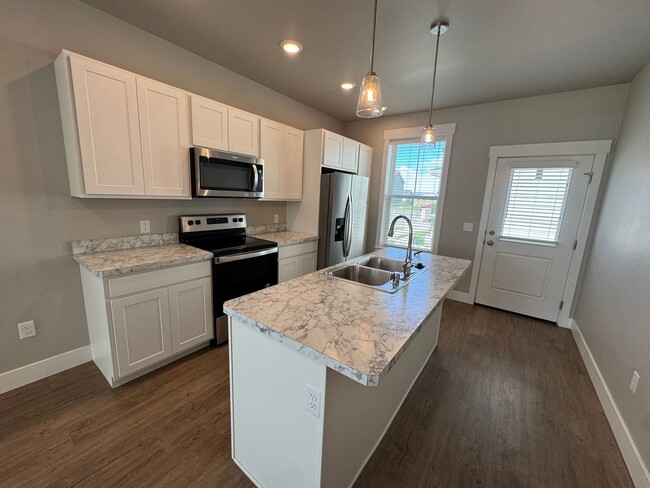 6153 Elysian Rd Unit 101