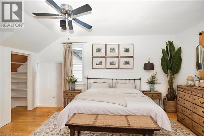 Photo - 33 Merigold St