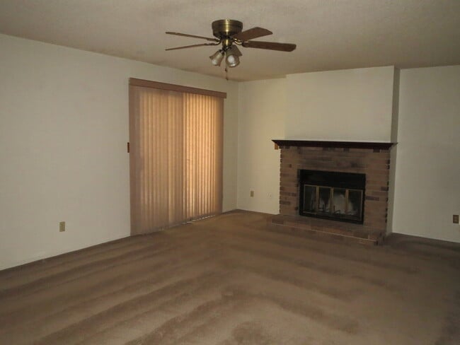 Photo - Well taken care of home in the heart of Clovis.