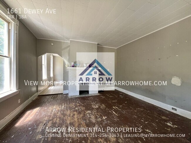Photo - 1661 Dewey Ave