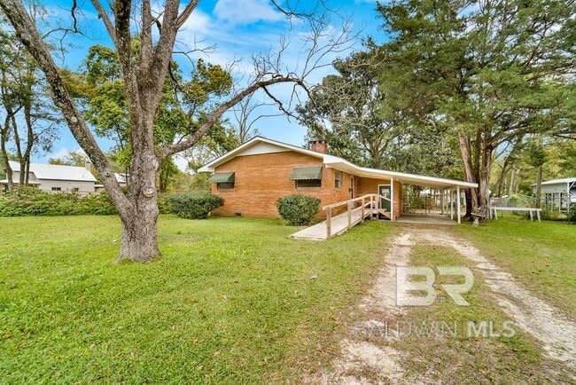Building Photo - 359 Wisteria St Rental
