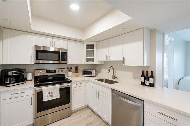 Photo - 4013 N Ocean Dr Unidad 301