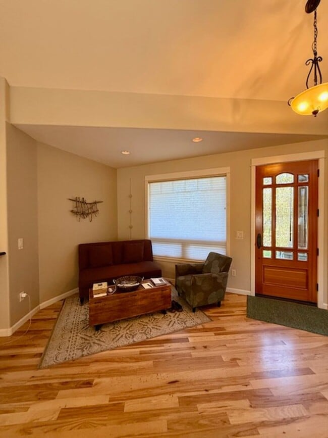 Photo - Charming Single-Level 3 BR Retreat in Shev...