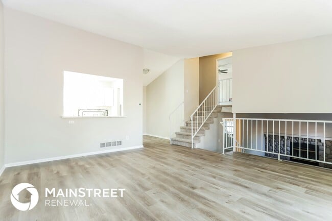 Photo - 5690 S Netherland St