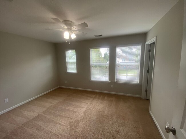 Photo - 4 Bedrooms 2.5 Baths in Richmond Hill, Available in 8/10/26!! Located in the sought-after Buckhea...