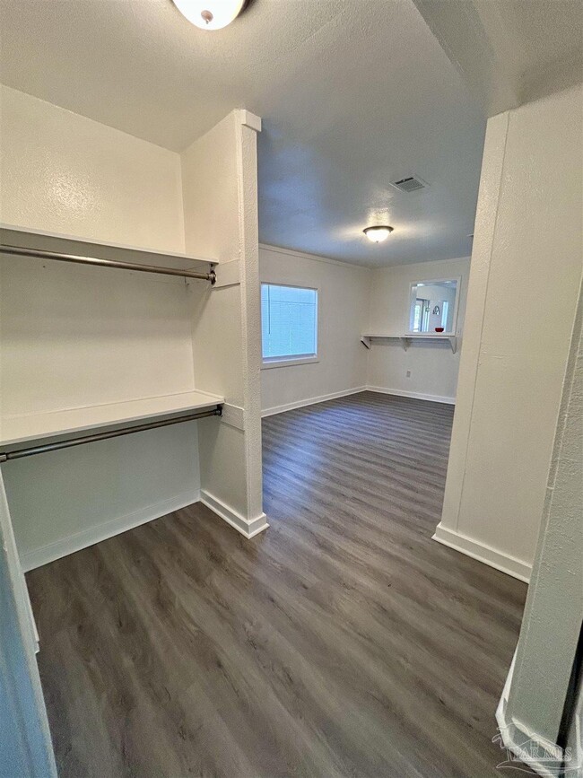 Photo - 409 Belmont Ave