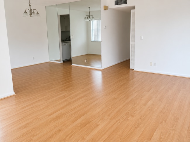 Photo - 110 Stratford H Unidad 110 Stratford H