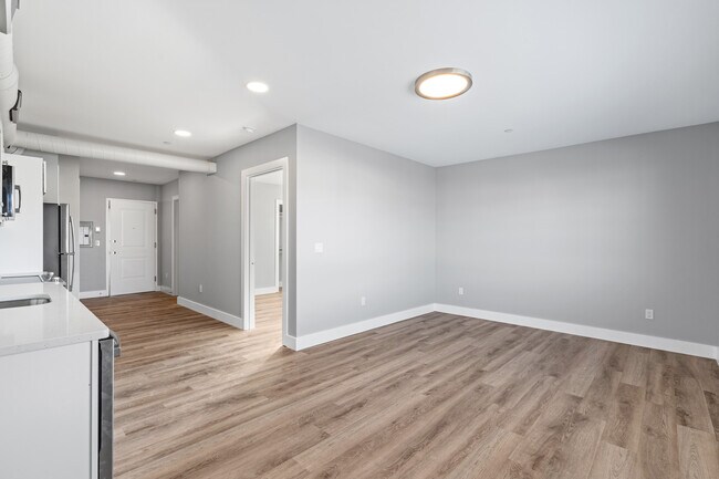 250 Captain Thomas Blvd