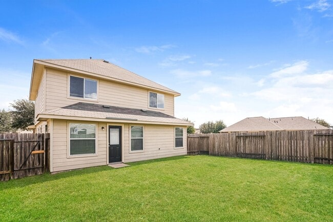 5535 Plantation Forest Dr