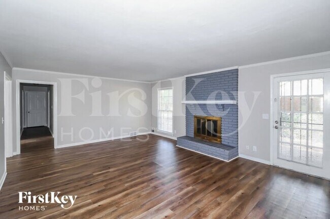 Photo - 5130 Kingswood Cir