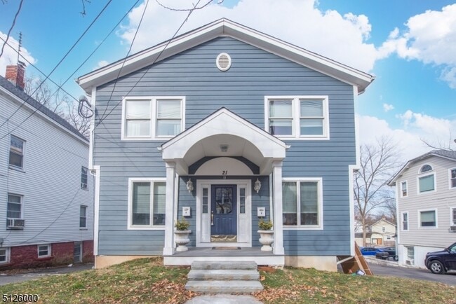 Building Photo - 21 Phoenix Ave