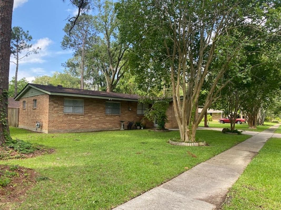 Photo - 8082 SHOLAR DR