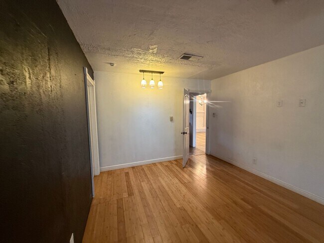 Photo - 200 E Permian Dr