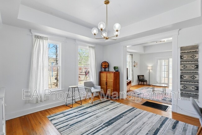 Photo - 223 Edith Blvd SE