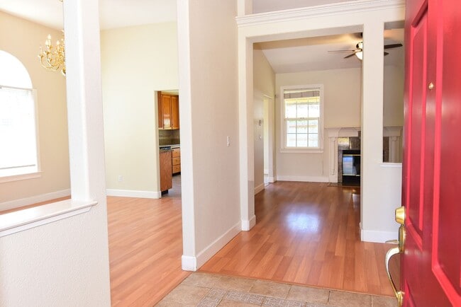 Photo - 485 Deer Creek Dr