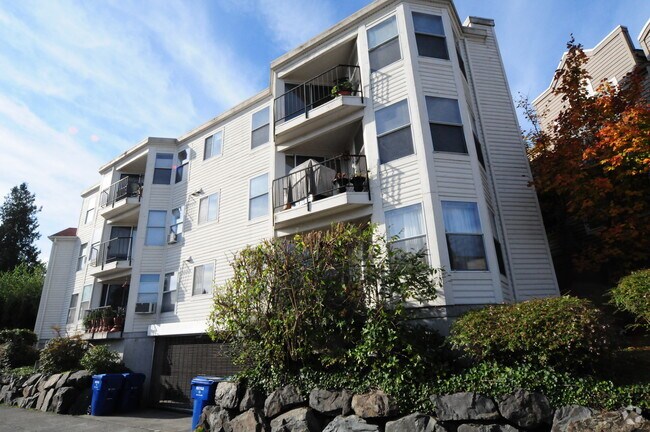 Photo - 1916 42nd Ave E