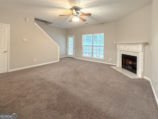 3845 Grovemont Pl