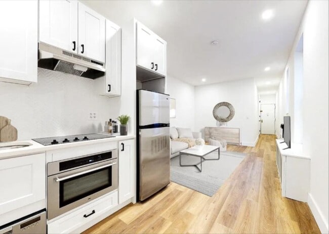 Photo - Broadway Unit 3H