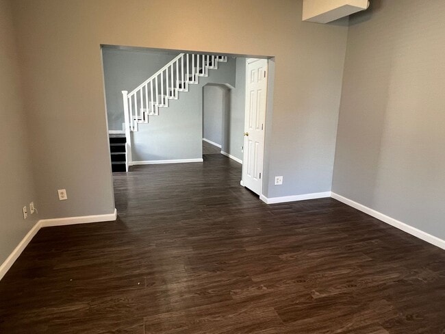 Photo - 1529-1531 Hiatt St Unit 1529 Hiatt St