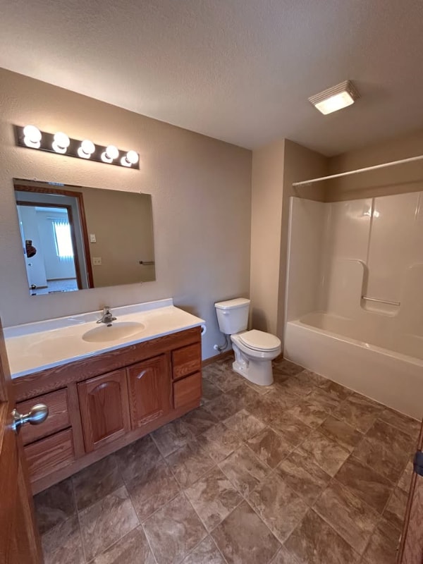 Photo - 1721 W 5th St Unit 205