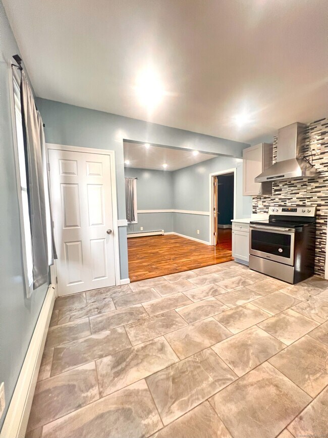 Photo - 5 Pinehurst Ave