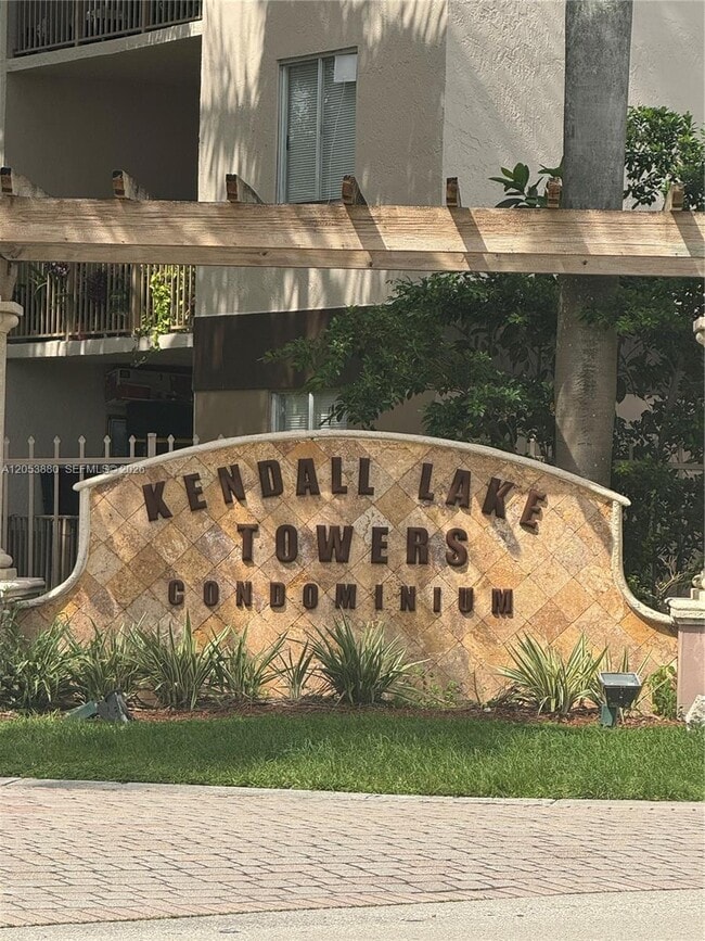 Building Photo - 15241 SW 80th St Unit 310