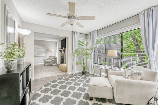 The Peachtree 2BR, 2BA - 1,456SF - Office