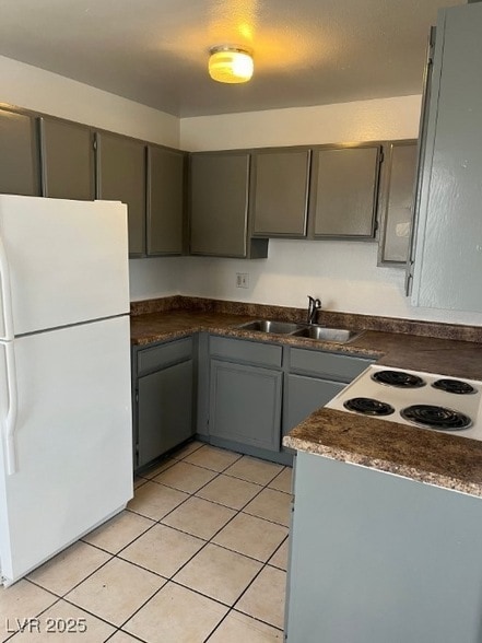 Photo - 1900 Goldfield St Unit B