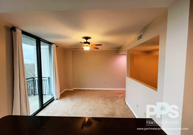 Photo - 3040 Peachtree Rd NE