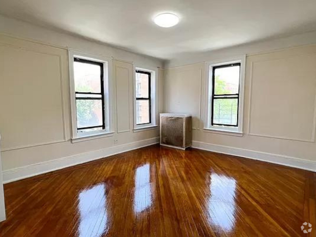 Building Photo - 220 E 95th St Unit 3c Rental