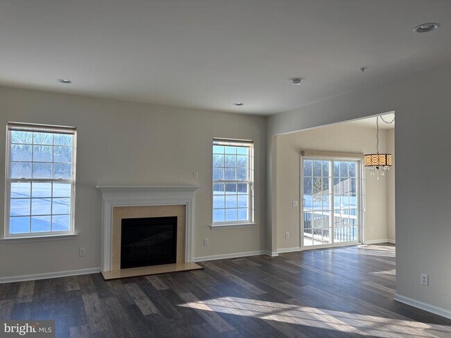 Photo - 142 Sills Ln