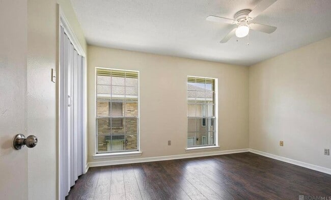 Photo - 1757 Boulevard De Province Unit B